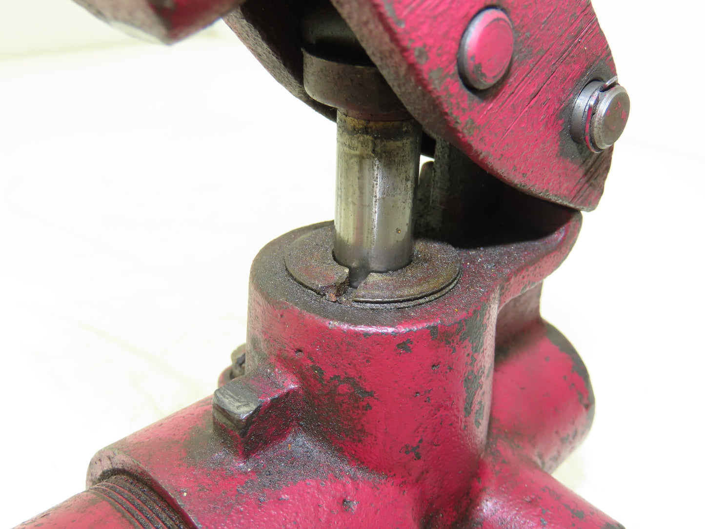 Enerpac P-39 Hydraulic Hand Pump 10,000 PSI Single Stage