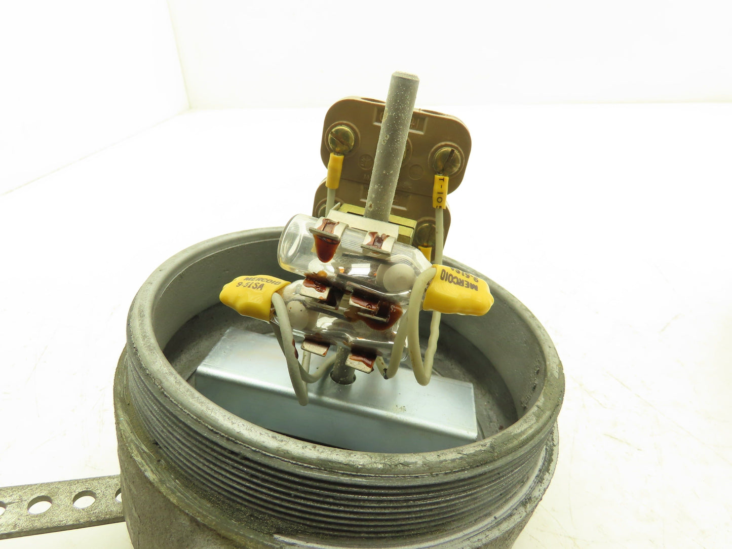 Mercoid Control EMS46 Mercury Pressure Switch 120/240V Hazardous Locations