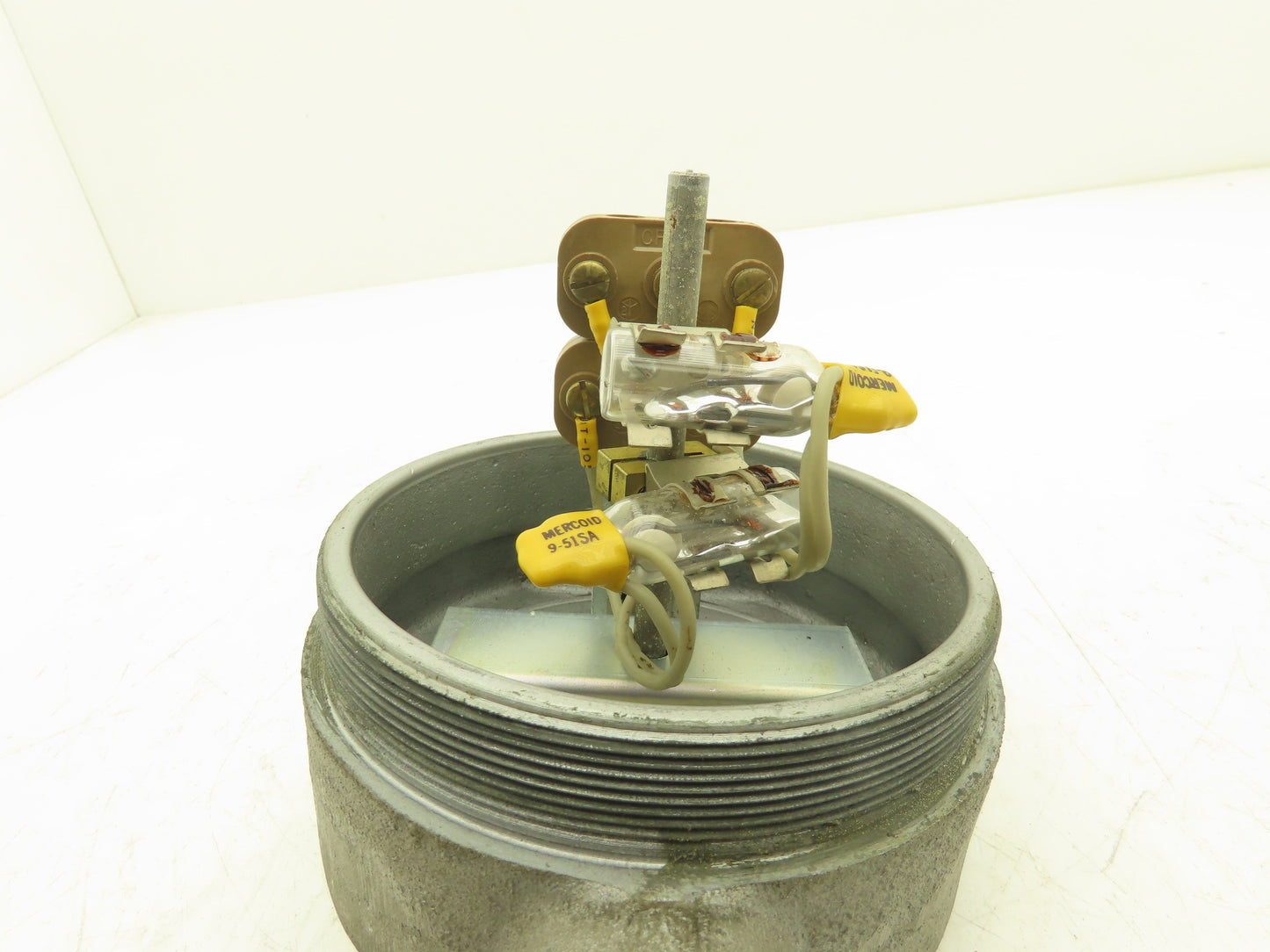 Mercoid Control EMS46 Mercury Pressure Switch 120/240V Hazardous Loc -No Lever