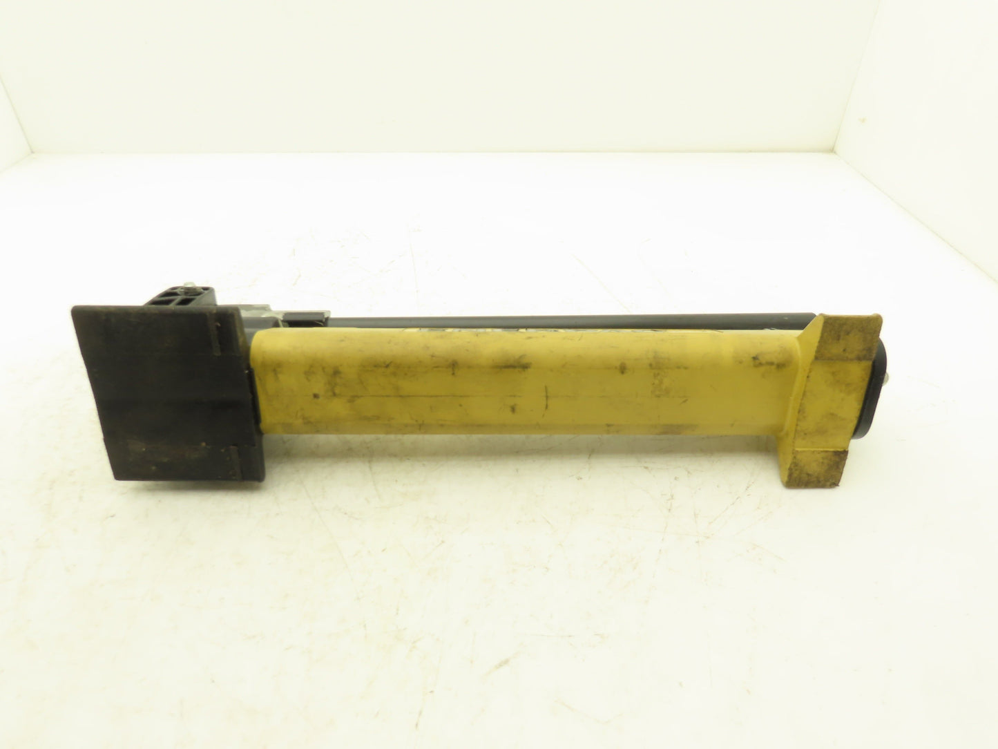 Enerpac P-391 Hydraulic Hand Pump 10,000 PSI Single Stage Lightweight