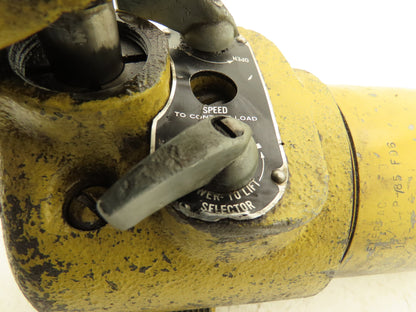 Enerpac P-85 Hydraulic Hand Pump 10,000 PSI 2 Speed 2 Stage