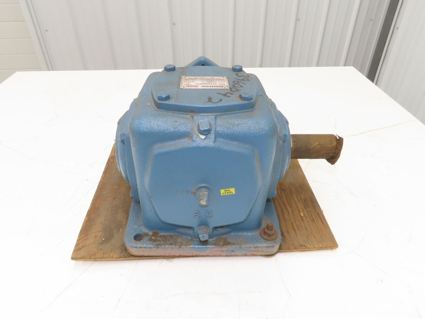 Morse 8M-1L0 Borg Warner Gearbox 2.1:1 Reducer 22.78Hp 833RPM LH Output