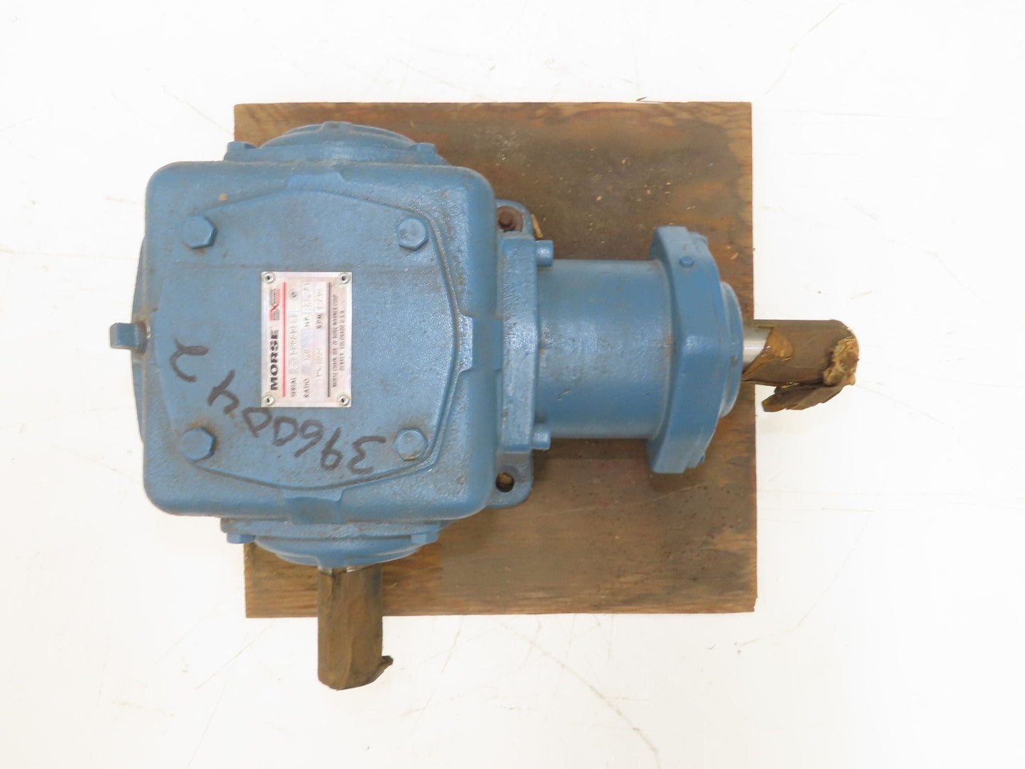 Morse 8M-1L0 Borg Warner Gearbox 2.1:1 Reducer 22.78Hp 833RPM LH Output