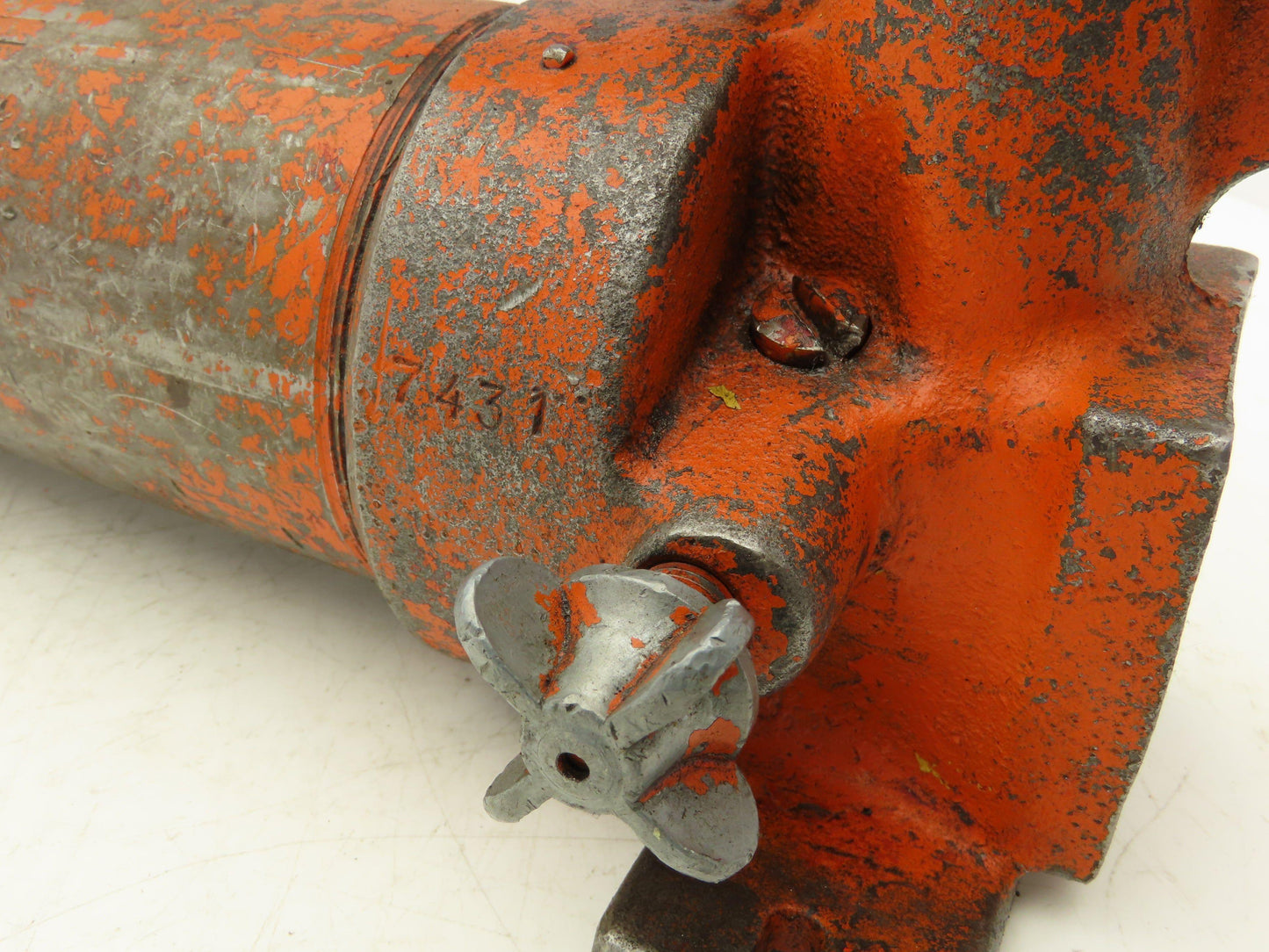 Enerpac P-80 Hydraulic Hand Pump 10,000 PSI 2 Stage