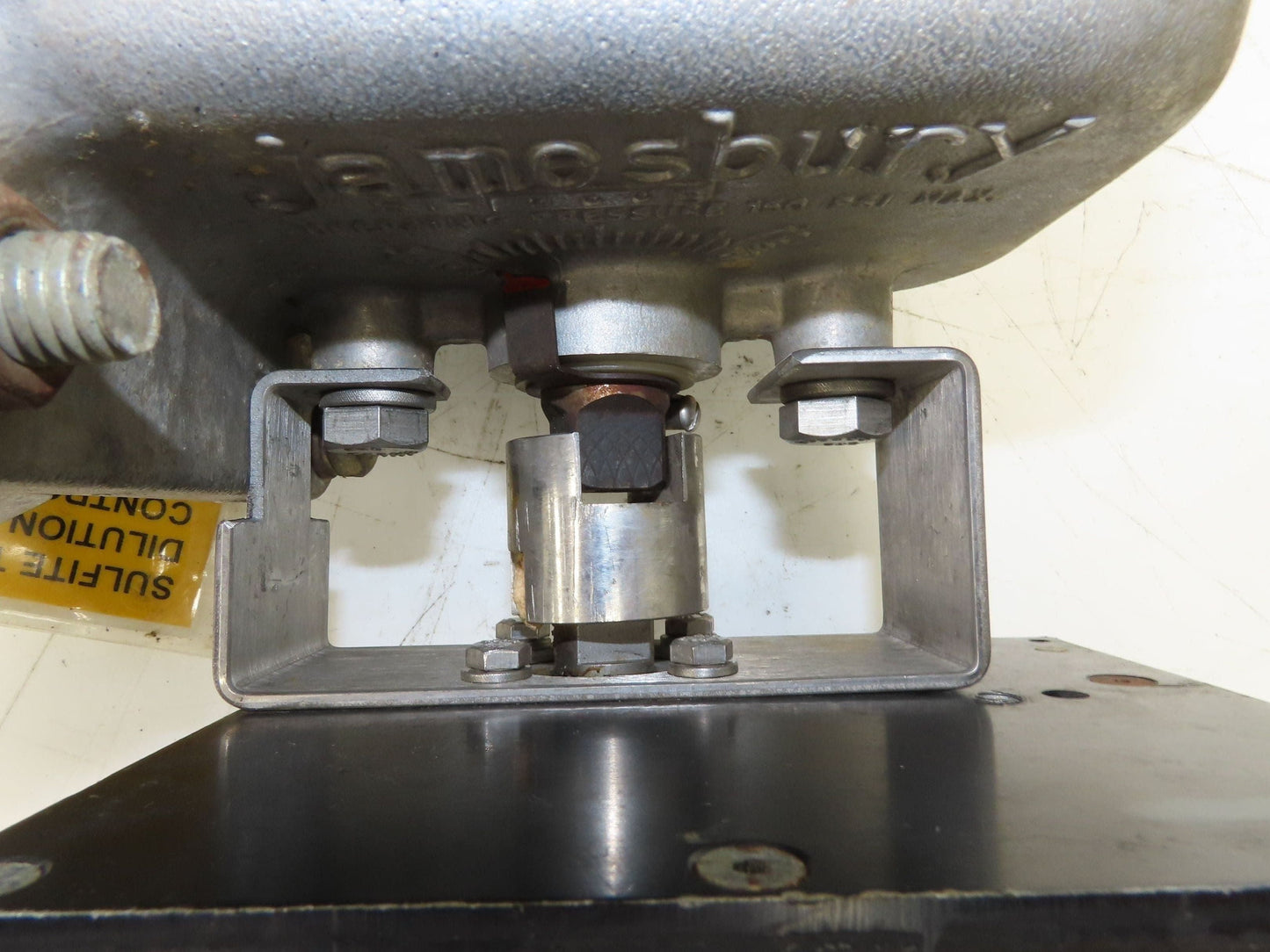 Jamesbury 4" Flanged Ball Valve Pneumatic Air Actuator w/Positioner