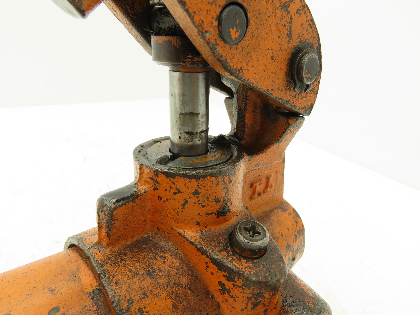 Hydraulic Hand Pump 10,000 PSI Single Stage