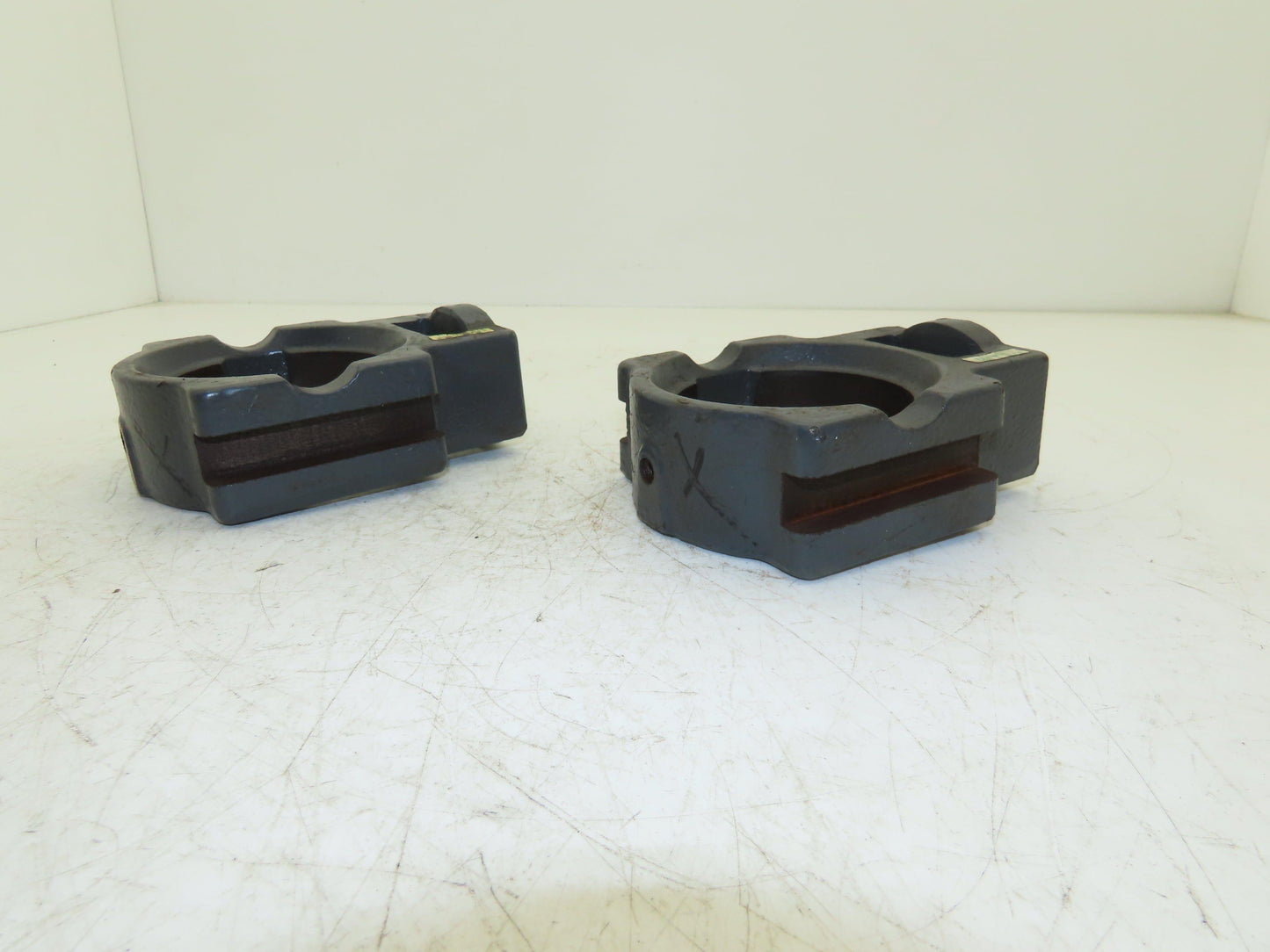 Fafnir T18690 | RTU1-15/16 Take-Up Bearing Housing Lot of 2 *NO INSERT