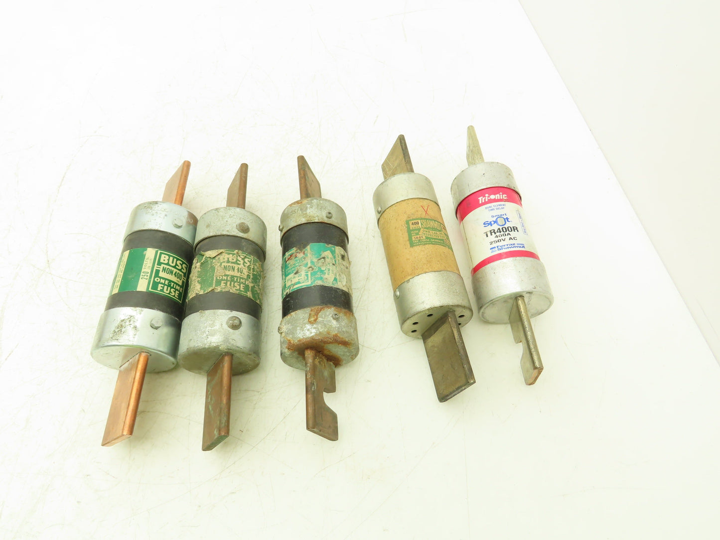 Bussmann MFD NON400 Bussmann fuse 400A 250 Volts Mixed Lot of 5