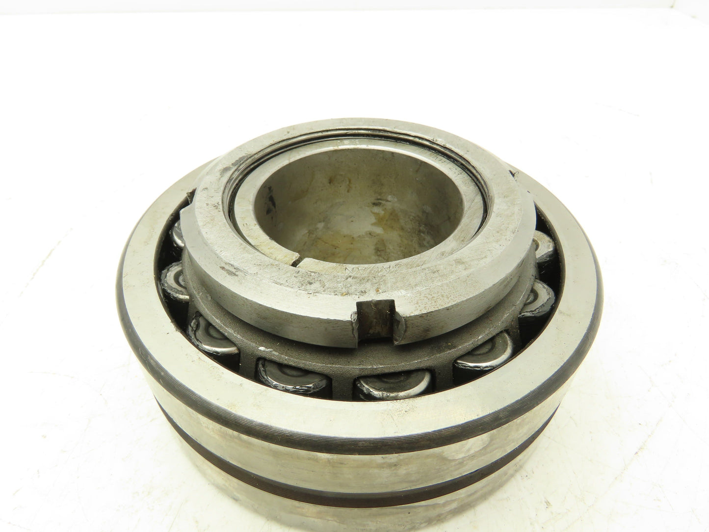 SKF 22313CCK C3 2-Row Curved Taper Roller Bearing 60mm ID 140mm OD 48mm W Open