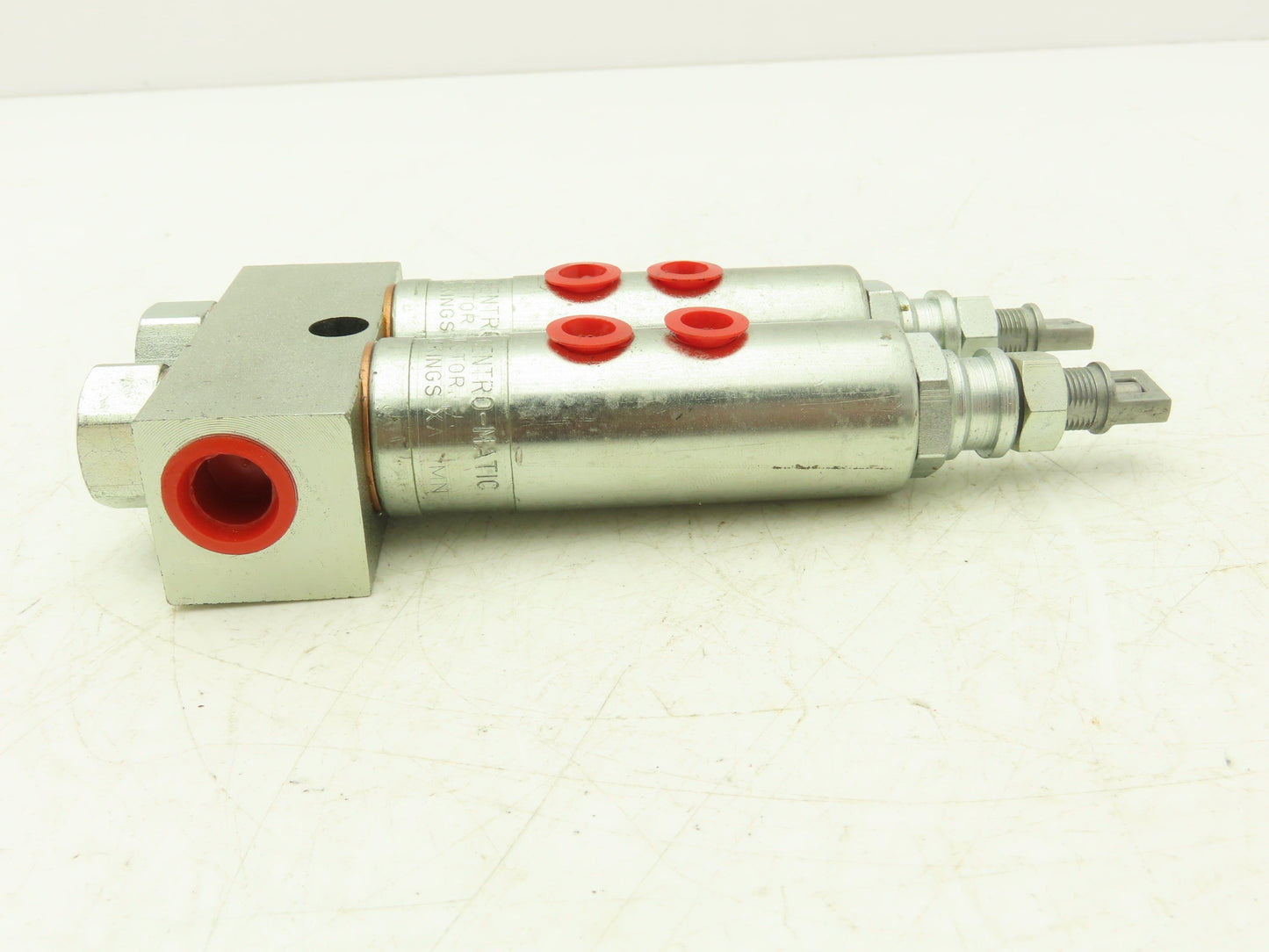 Lincoln 87349-2 Two Grease Injector Assembly Centro-Matic 750-1000psi 3/8 NPTF