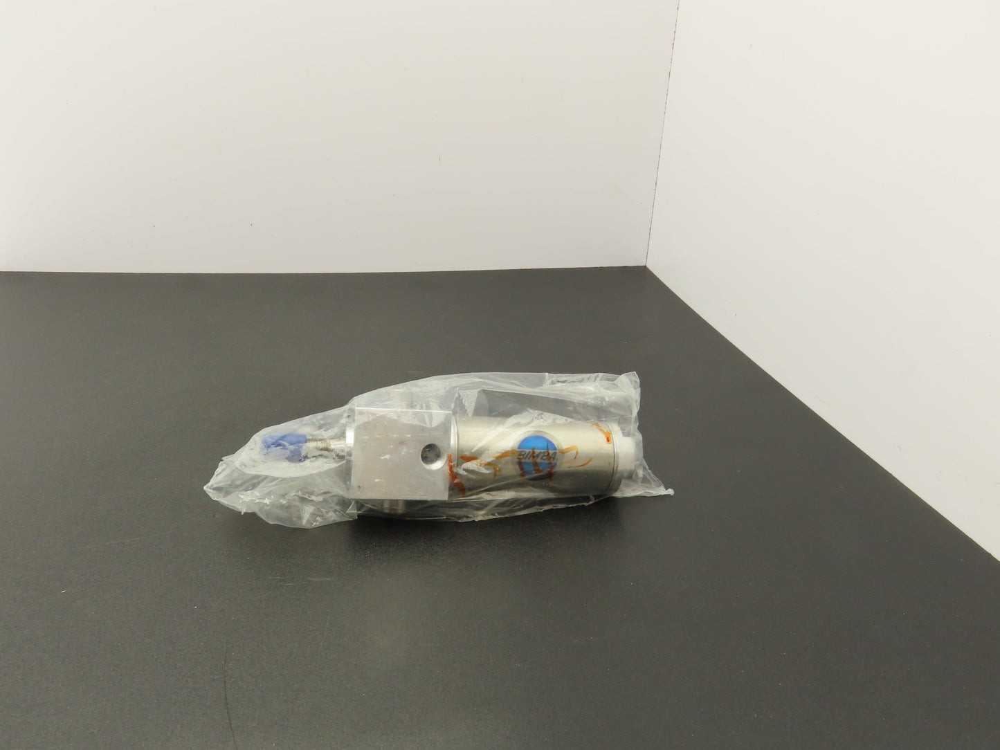 Bimba BFT-172-D Pneumatic Air Cylinder 1-1/2" Bore 2" Stroke 250psi