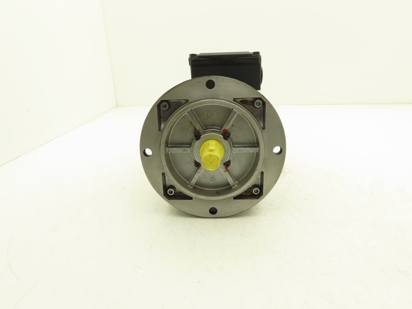 Baumuller DSG 71-B Servo Motor 2kW 2000 RPM 24V Brake