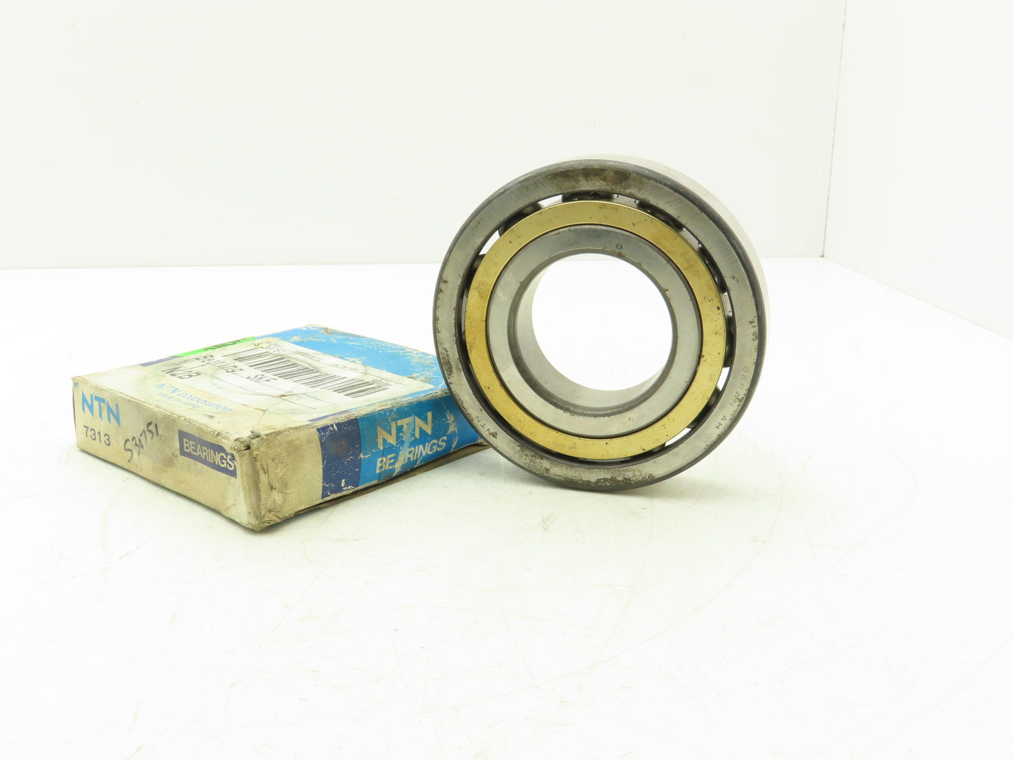 NTN 7313B Ball Bearing 65mm ID 140mm OD 33mm W Open
