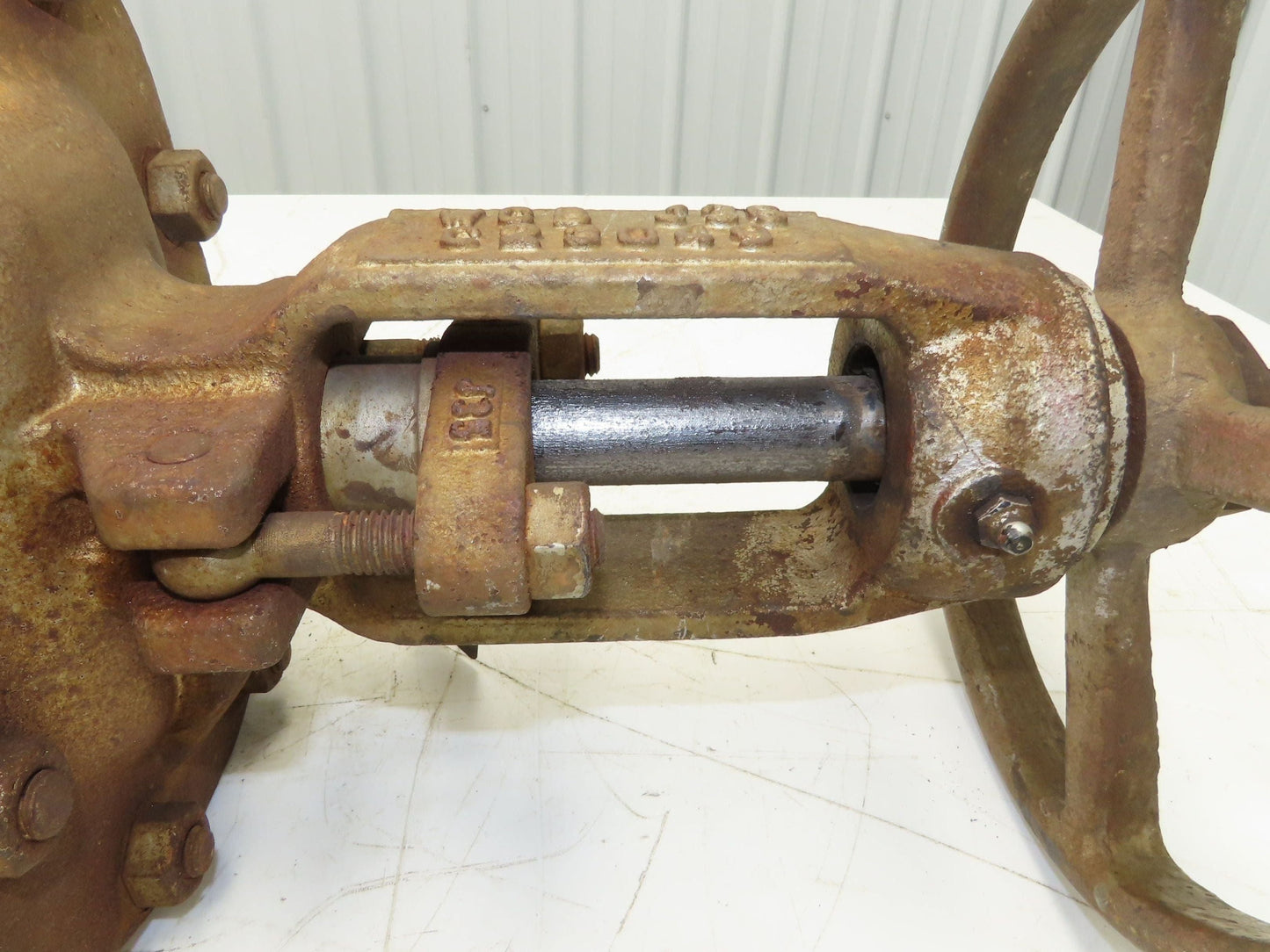 Crane C47 XUF WCB Cast Steel Gate Valve 4" Flanged Class 150