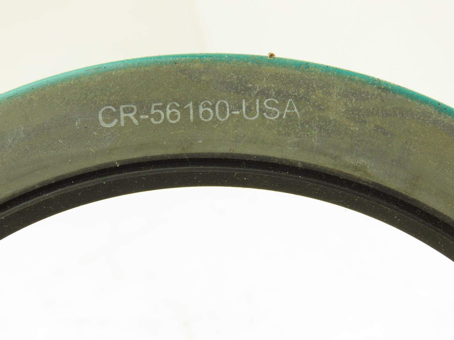 SKF 56160 Joint Radial Oil Seal 5.63" Shaft 7.126" Bore 0.5" Width 7.131 OD