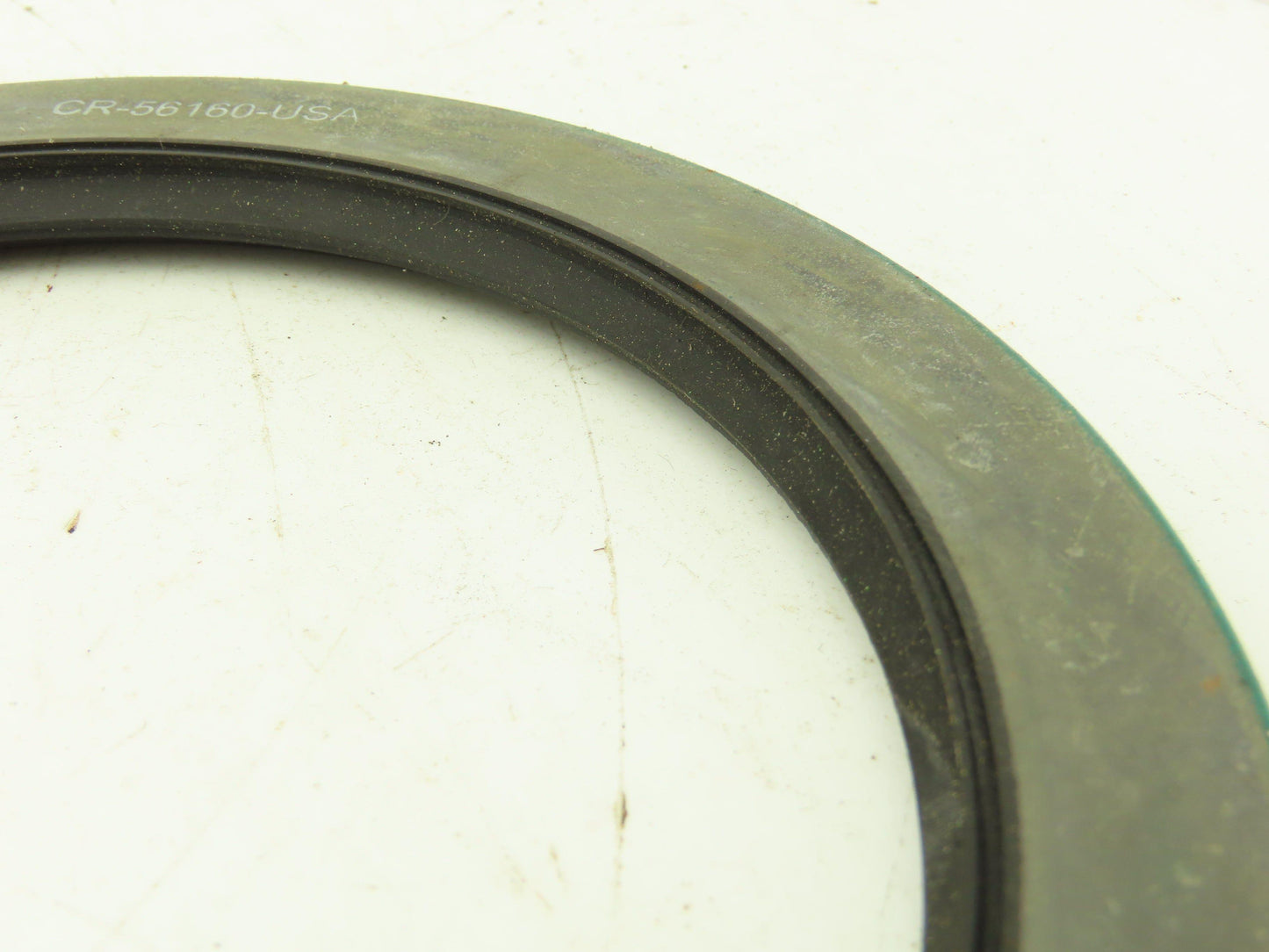 SKF 56160 Joint Radial Oil Seal 5.63" Shaft 7.126" Bore 0.5" Width 7.131 OD