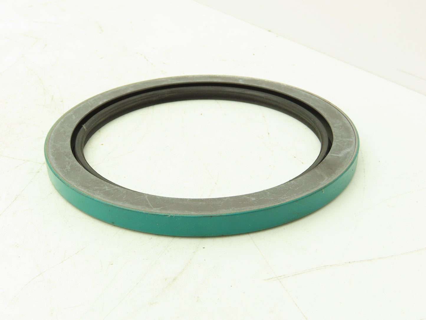 SKF 56160 Joint Radial Oil Seal 5.63" Shaft 7.126" Bore 0.5" Width 7.131 OD