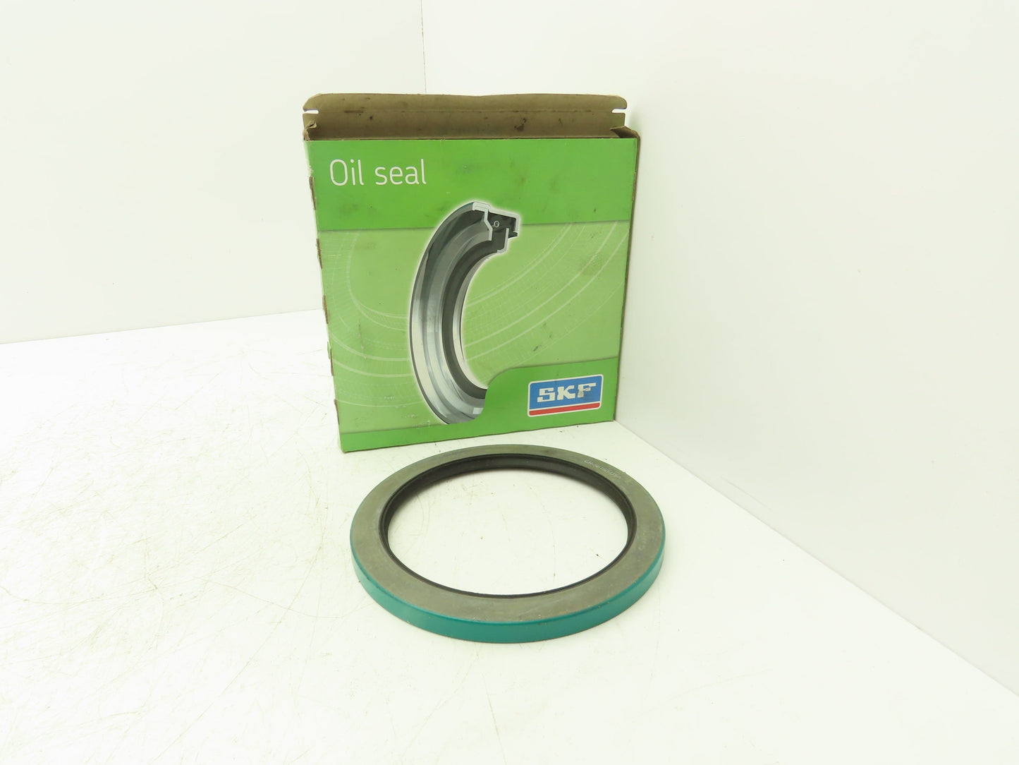 SKF 56160 Joint Radial Oil Seal 5.63" Shaft 7.126" Bore 0.5" Width 7.131 OD
