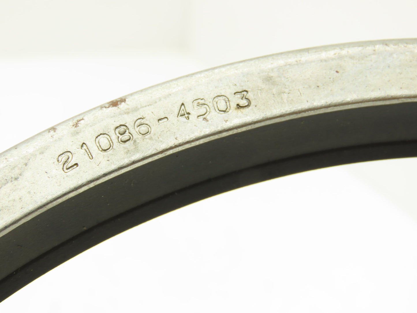 Garlock 21086-4503 Mill Right Oil Seal Klozure 9" ID 10" OD 0.625 Width
