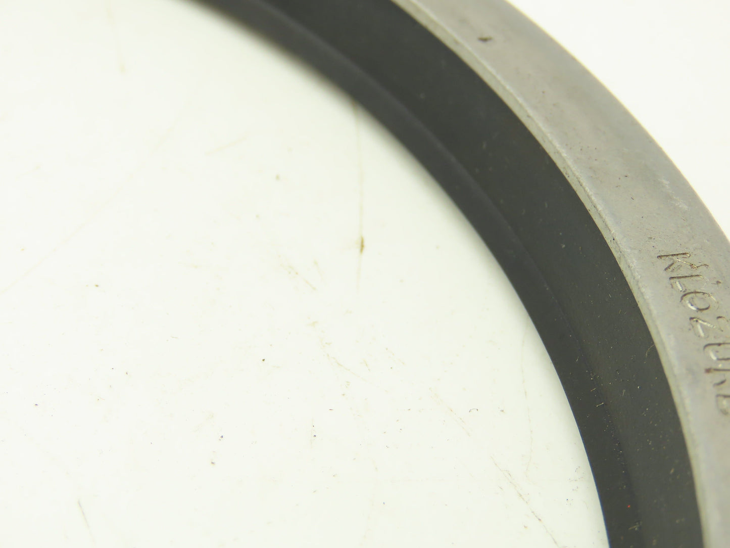 Garlock 21086-4503 Mill Right Oil Seal Klozure 9" ID 10" OD 0.625 Width