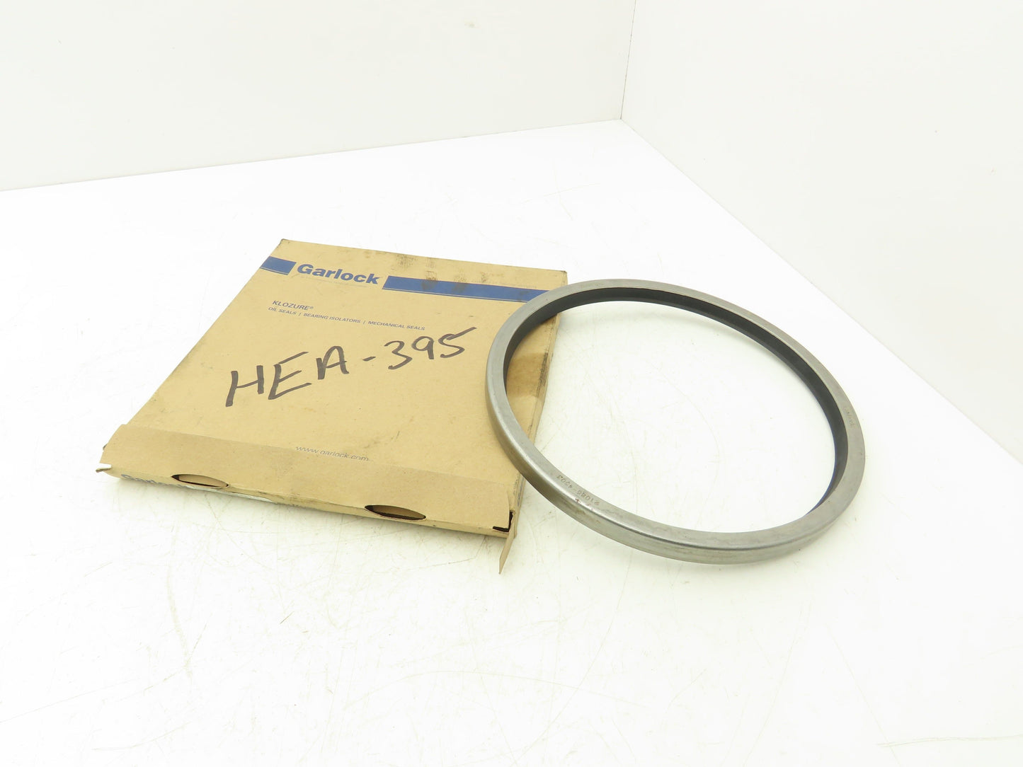 Garlock 21086-4503 Mill Right Oil Seal Klozure 9" ID 10" OD 0.625 Width