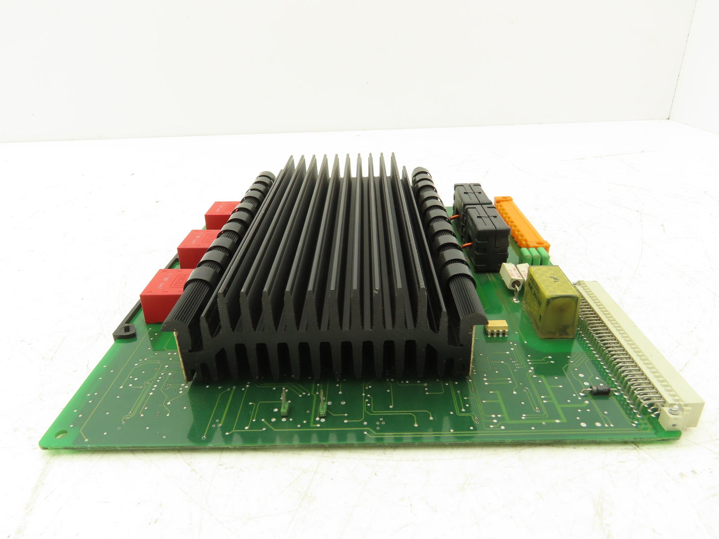 ABB DSQC 236T YB560103-CE/24 Servo Axis Drive