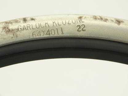 Garlock 21238-4011 Mill-Right Oil Seal Klozure 10.5" ID 12" OD 0.688 Width