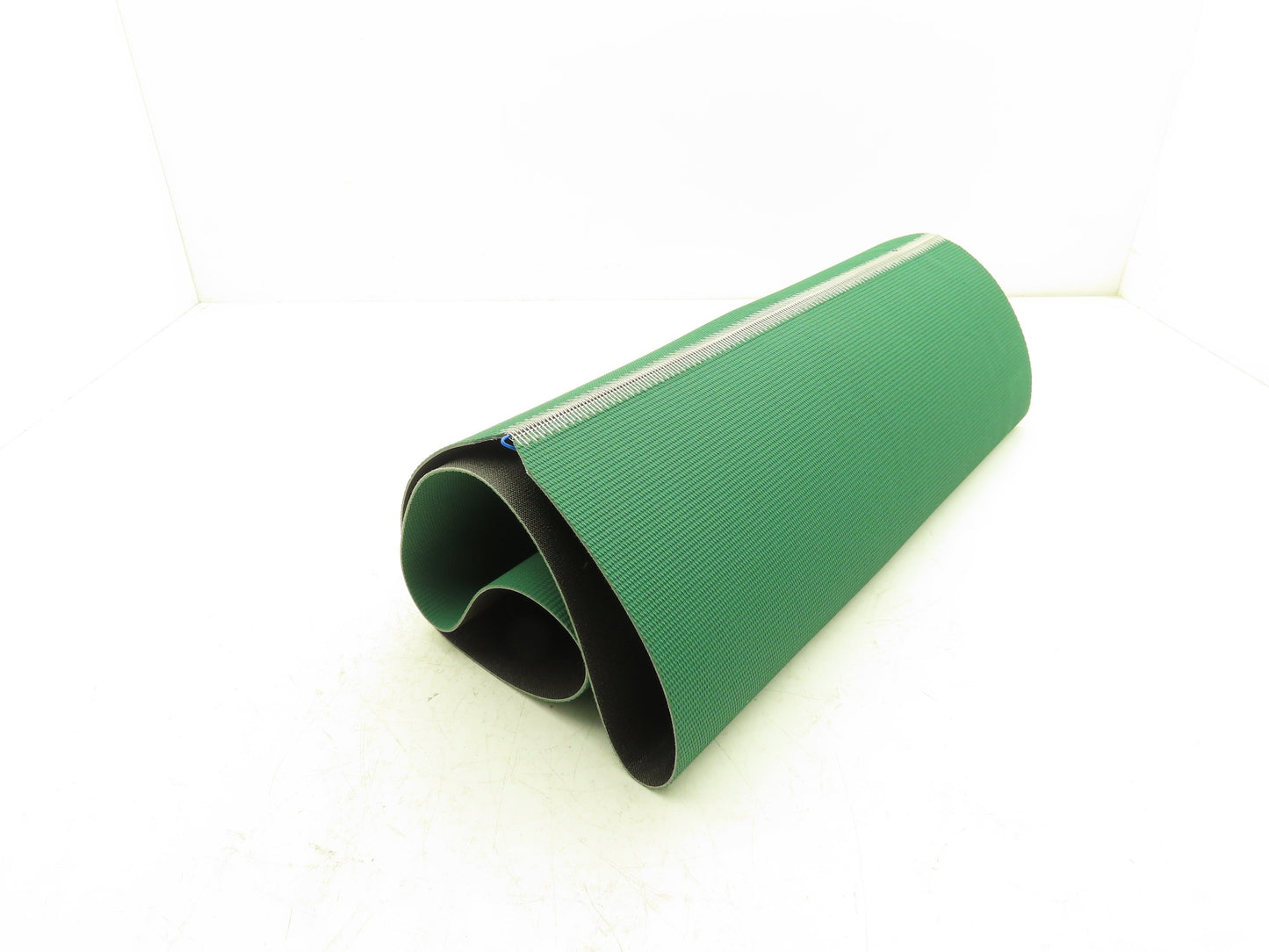 Green Grip-Top Conveyor Belt 520mm x 1140mm Spliced V-Belt Guide