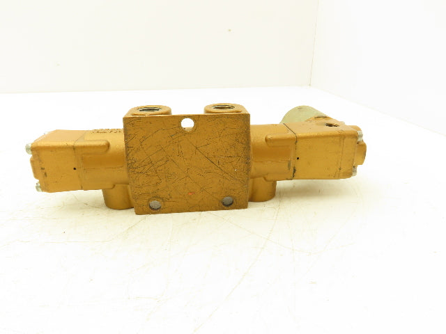 Versa VKG-4402-M-U-A1 Solenoid Valve Pneumatic 4-Way 40-175 PSI 120V