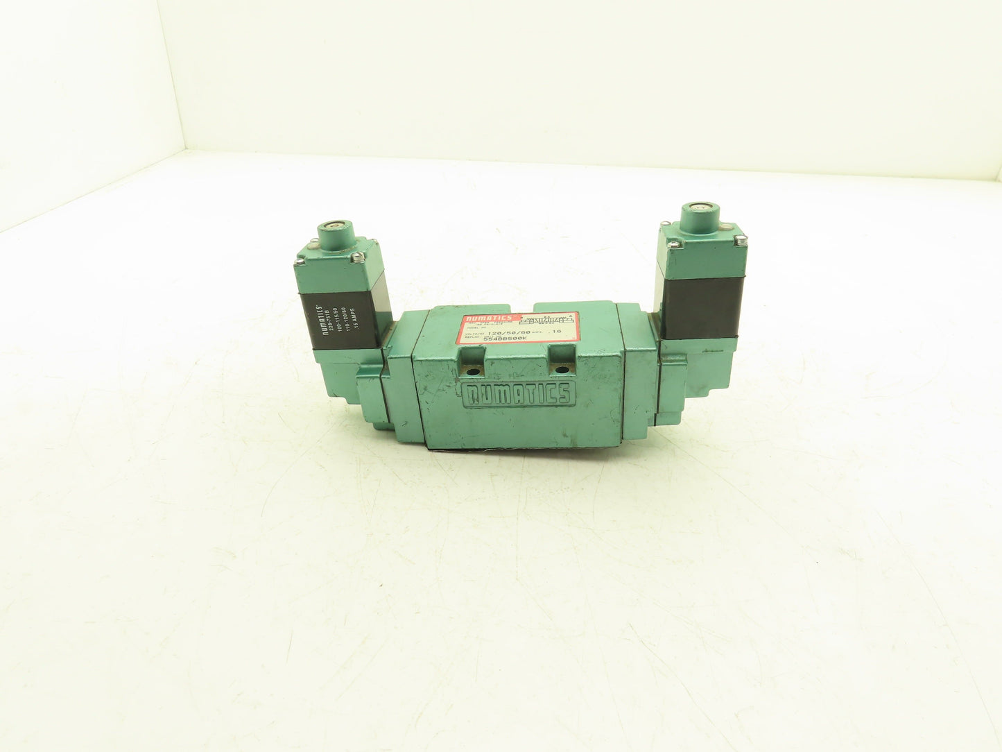 Numatics 554BB500K Pneumatic Double Solenoid 5/3 Spool Valve 150psi 120V