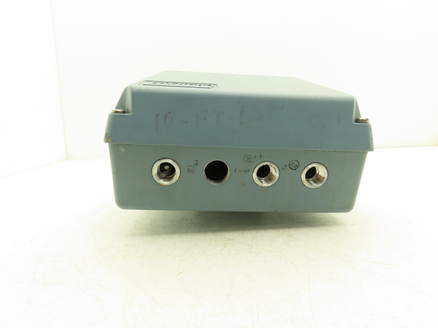 Foxboro 896-PA-CS-E/XG-F Magnetic Flow Transmitter 120V 60VA