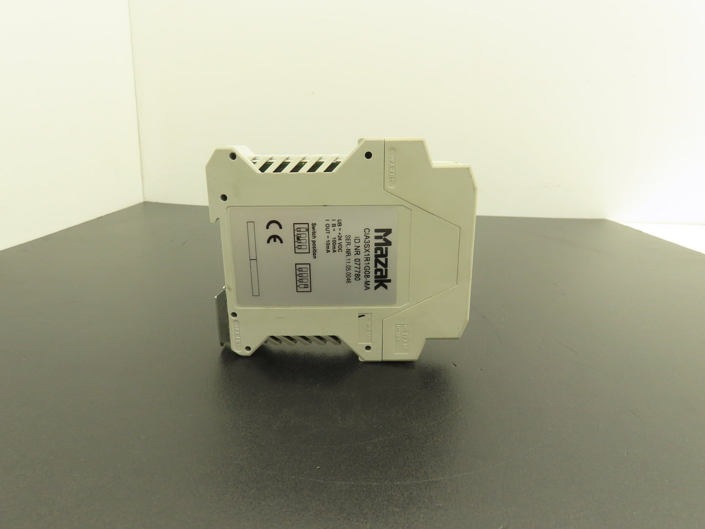 Mazak CIA3SX1R1G08-MA Interface Adaptor 24vDC IP20 DIN Mountable