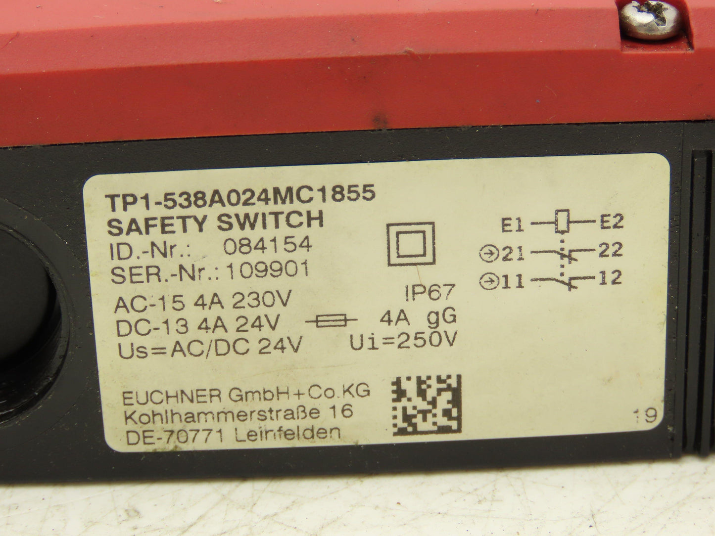 Euchner TP1-538A024MC1855 Safety Switch 24v AC/DC 4A IP67