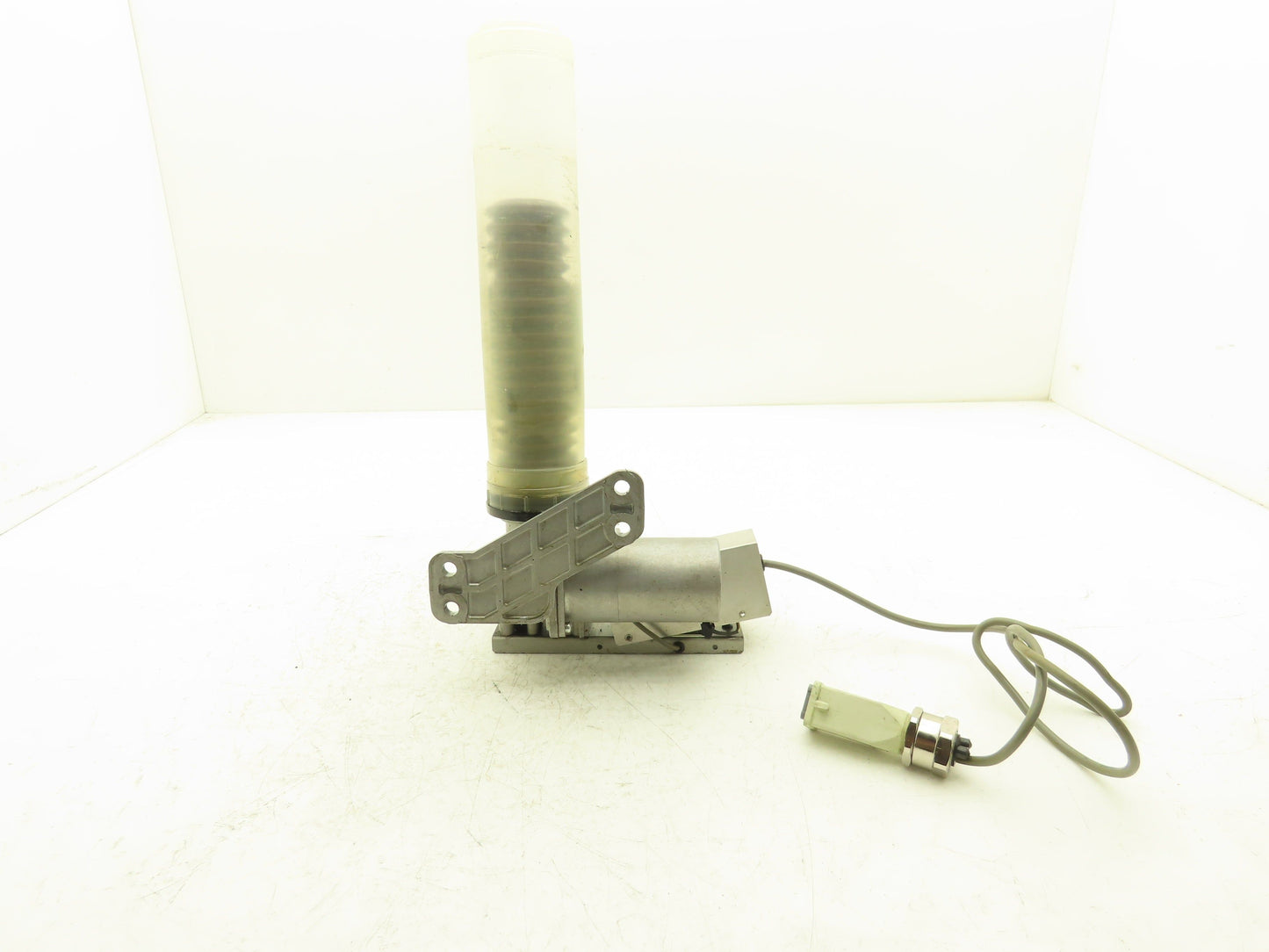 Lube Corp EGM-10S-4-4C Lubrication Grease Pump 400mL Cartridge System