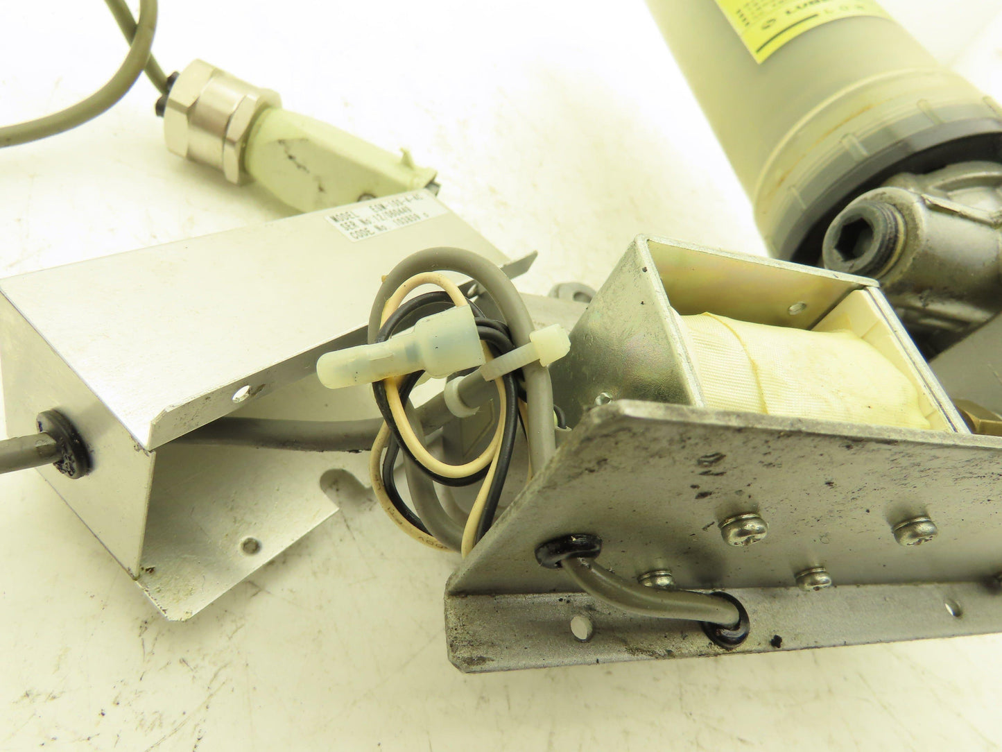 Lube Corp EGM-10S-4-4C Lubrication Grease Pump 400mL Cartridge System