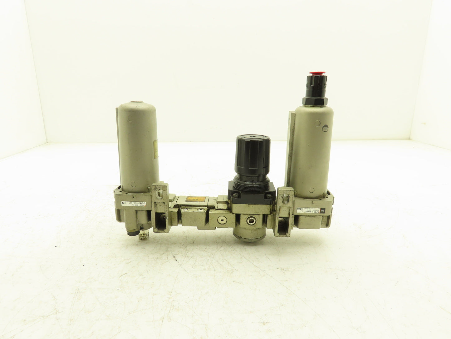 SMC AR3000-03-R Pneumatic Air Filter Regulator Check Valve Lubricator Assembly