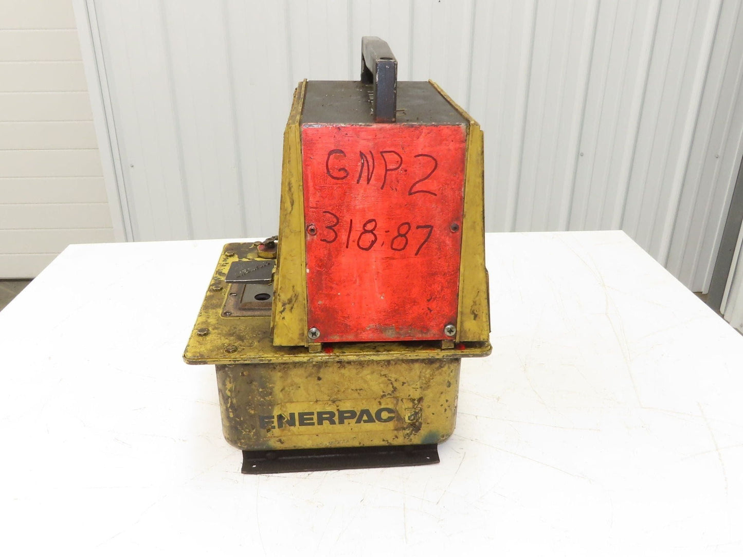Enerpac PAM1022 Air Motor Operated Hydraulic Pump 10000psi *Needs Rebuild*