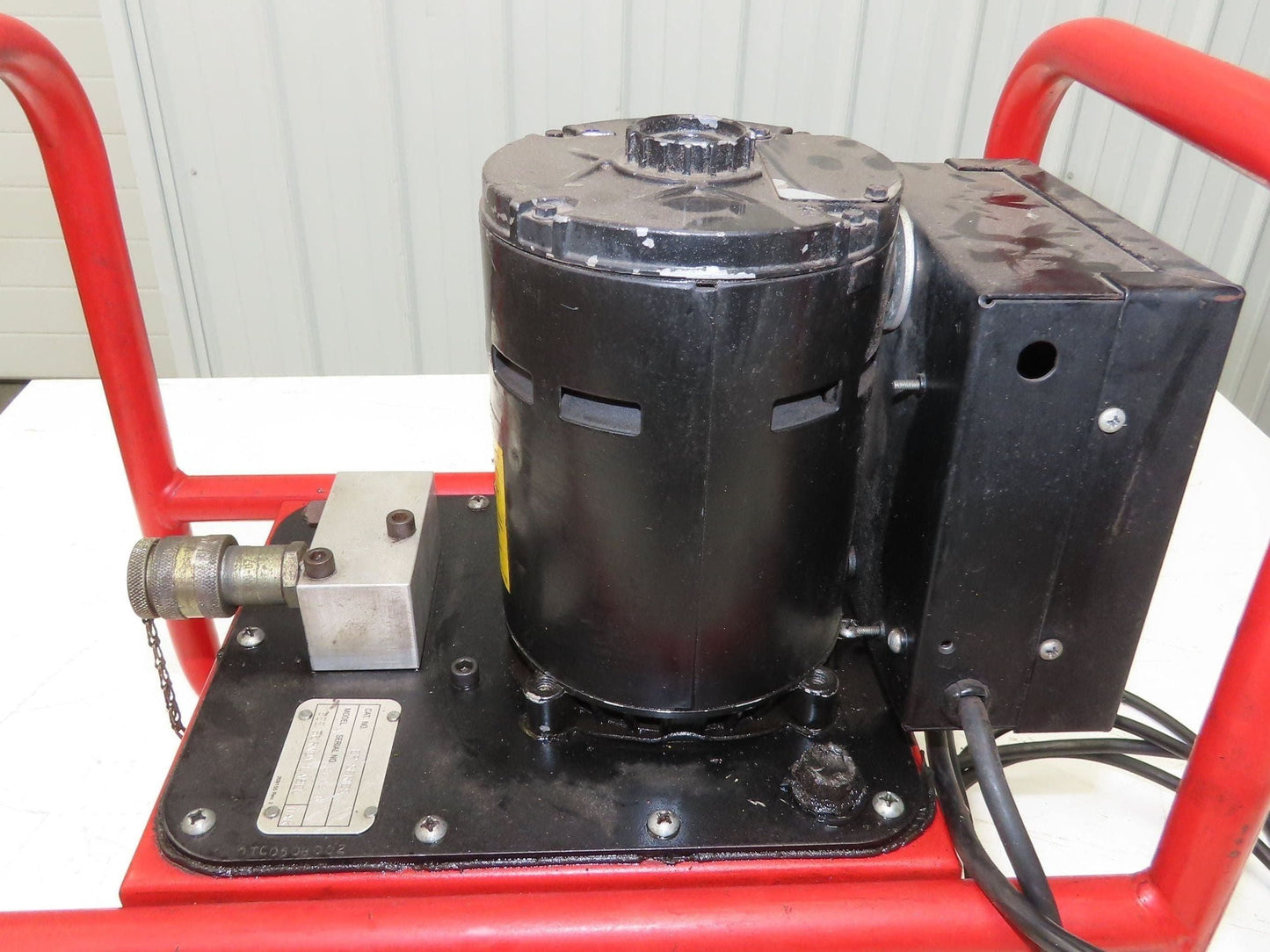 Burndy EP 8 Hydraulic Pump 8800psi 1/2hp 115V 1ph
