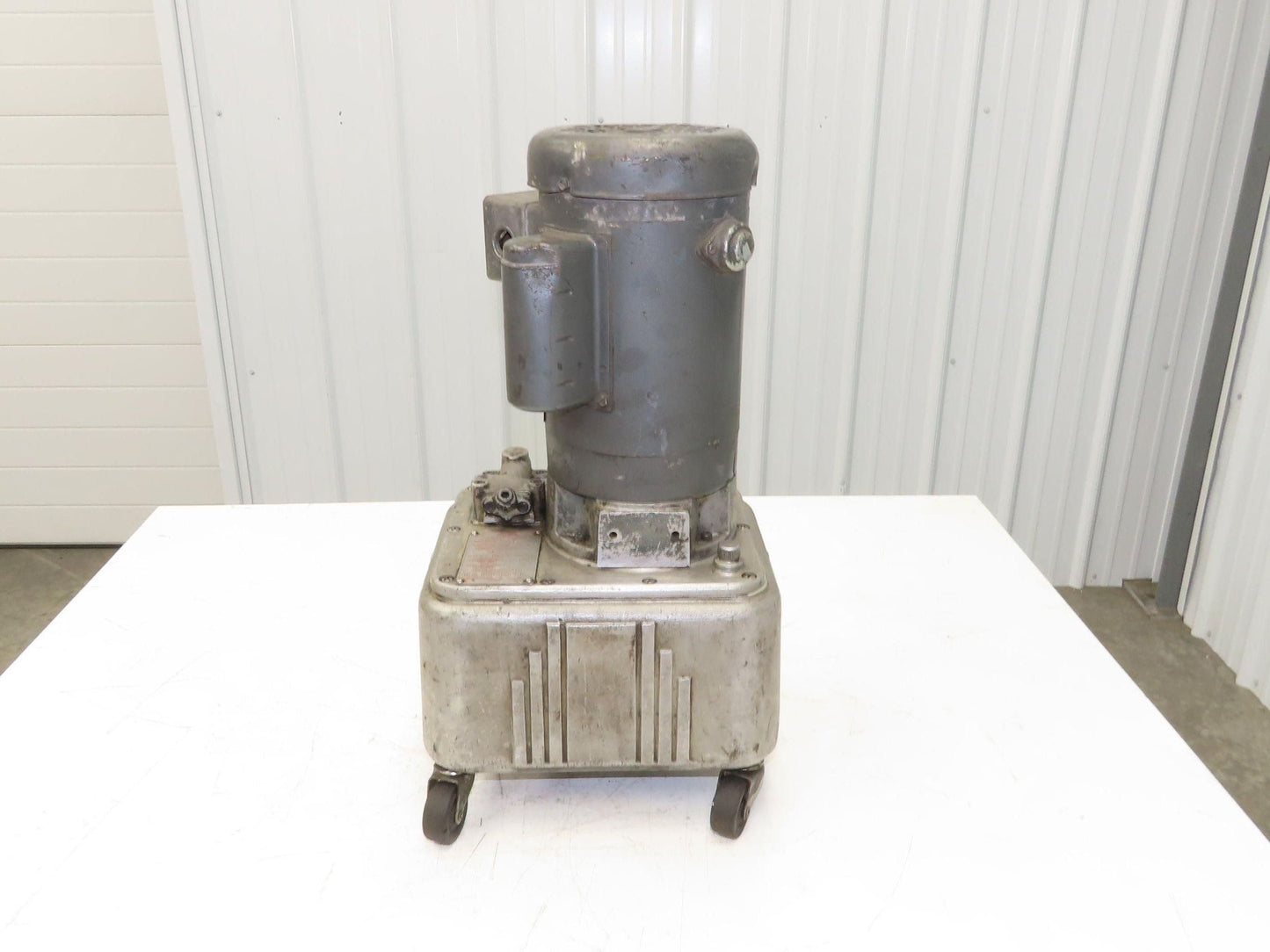HK Porter HE 6401A Vintage Hydraulic Pump 1 Hp 5500psi 110V 1ph On Casters