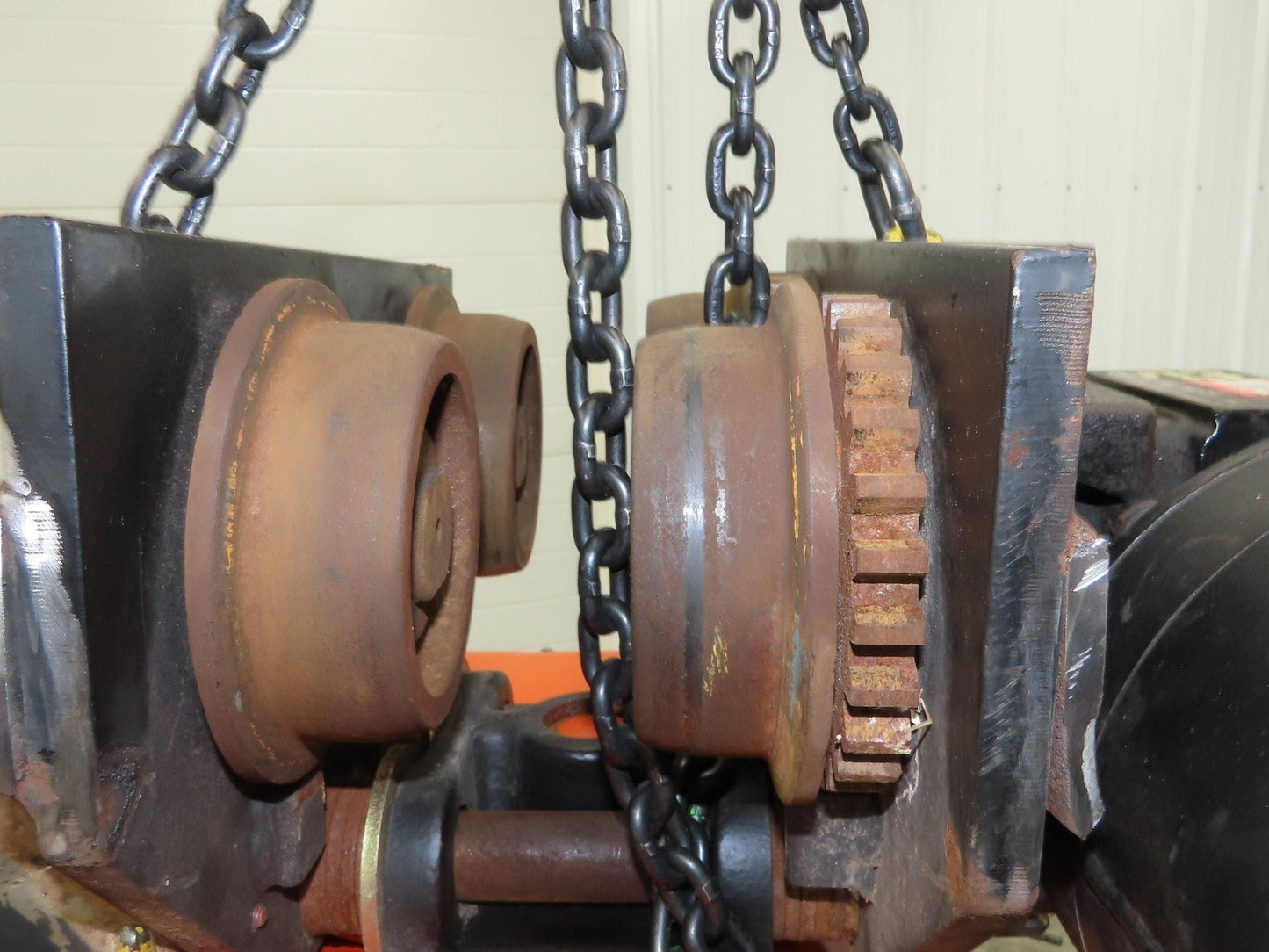 CM Lodestar L 1 Ton Electric Chain Hoist 16 FPM 15' Lift 635 Power Trolley 3PH