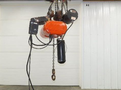 CM Lodestar L 1 Ton Electric Chain Hoist 16 FPM 15' Lift 635 Power Trolley 3PH