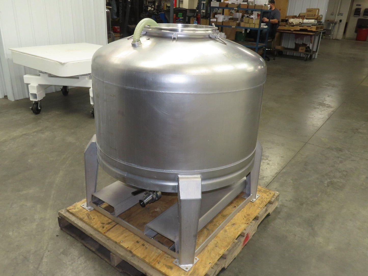 Mobile Stainless Steel Mixing Vessel 136 Gallon Tank Food Grade Sanitary Drain
