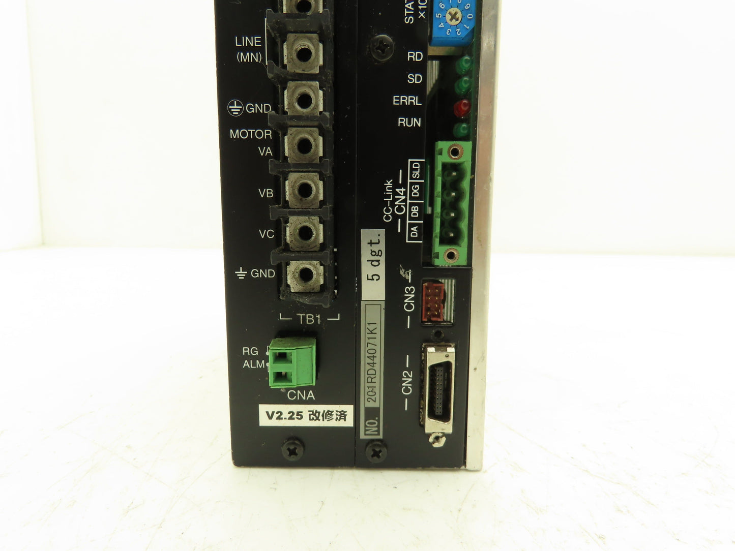 Yokogawa Dynaserv UR1015C0ZB-2CN*C DD Servo Drive Actuator 230VAC 300VA V2.25
