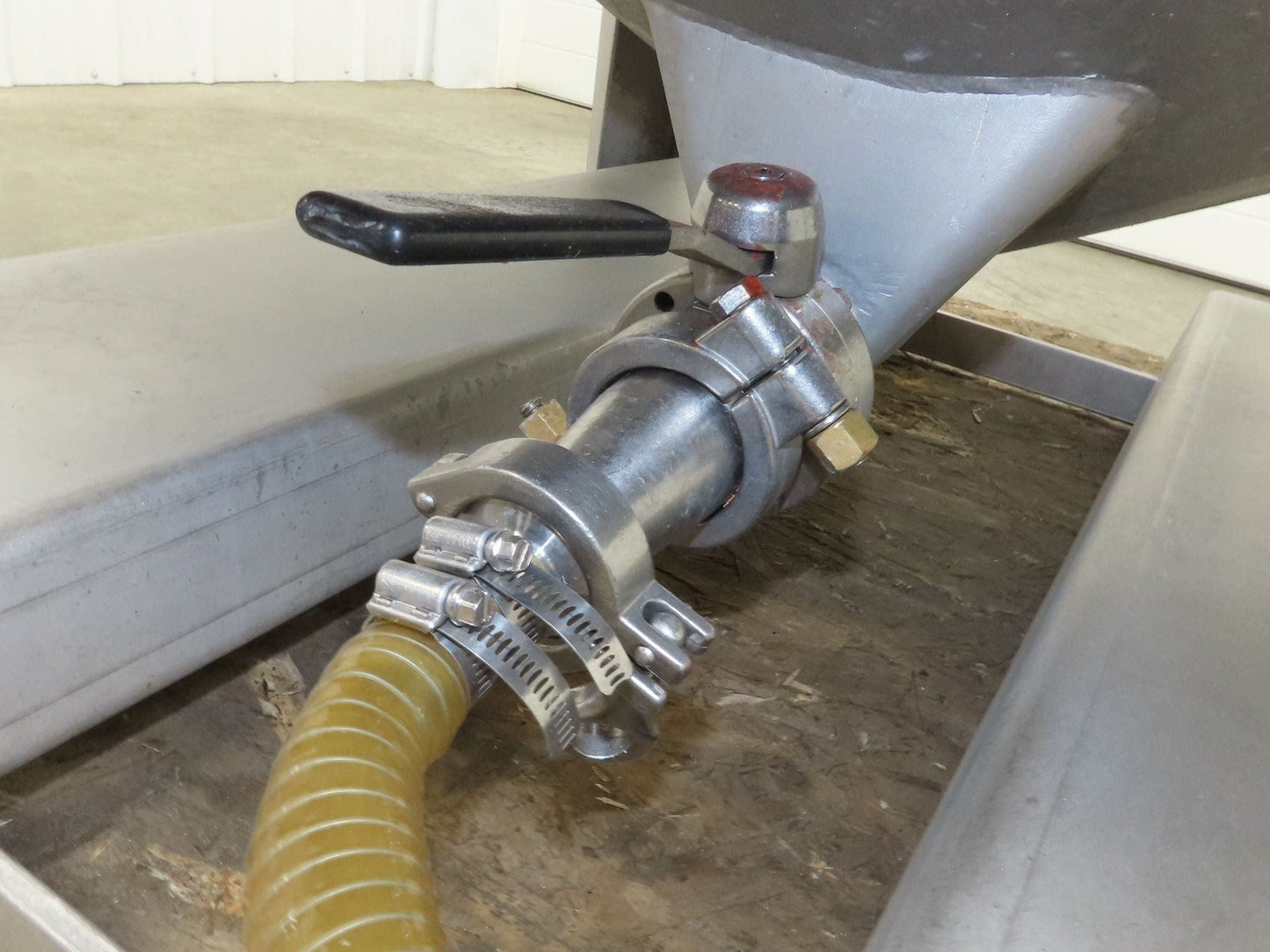 Mobile Stainless Steel Mixing Vessel 136 Gallon Tank Food Grade Sanitary Drain