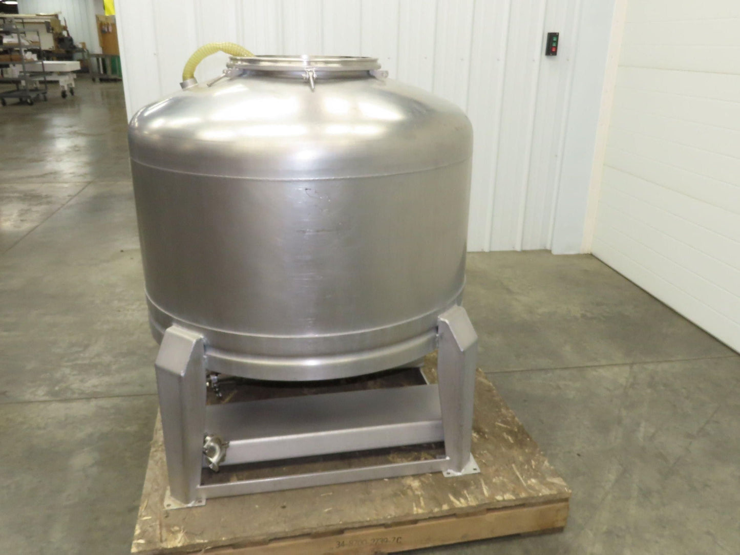 Mobile Stainless Steel Mixing Vessel 136 Gallon Tank Food Grade Sanitary Drain