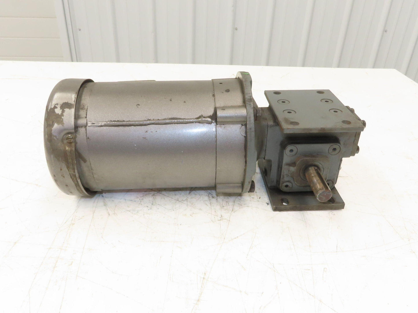 Baldor Winsmith Gearmotor 5:1 Reducer 345rpm .75Hp 460v 3ph Dual Output