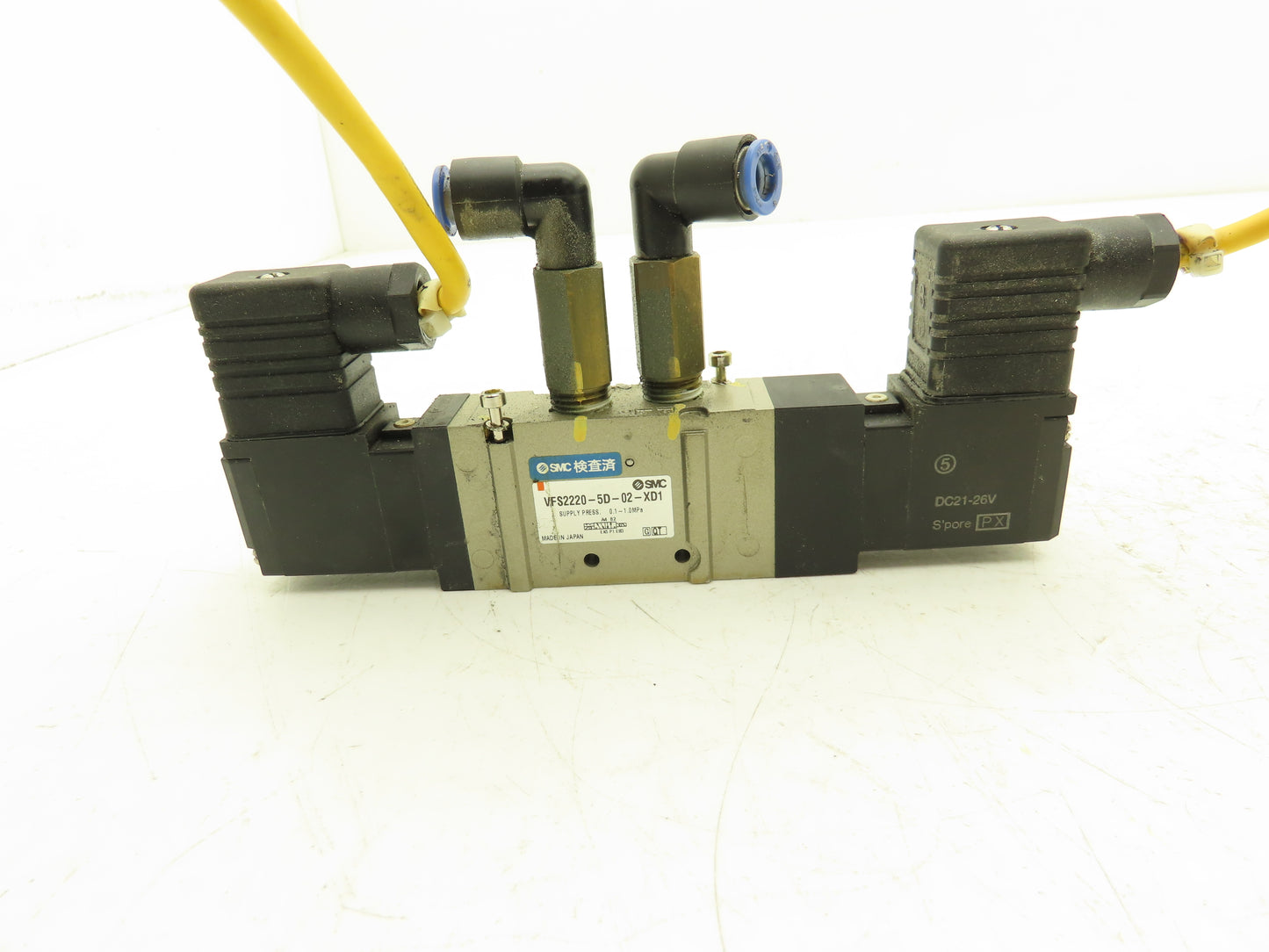 SMC VFS2220-5D-02-XD1 4/5 Pneumatic Double Solenoid Valve 24VDC