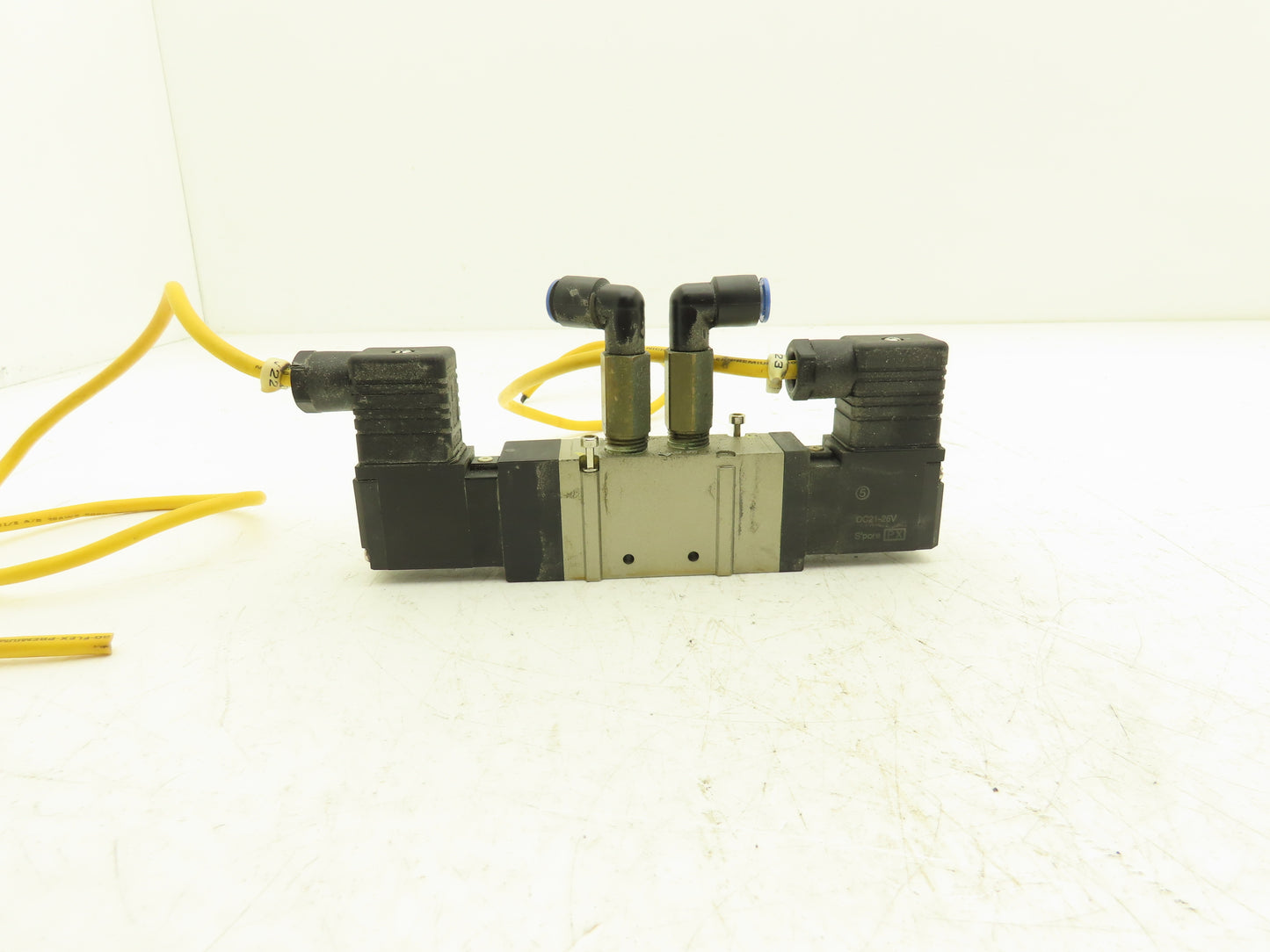 SMC VFS2220-5D-02-XD1 4/5 Pneumatic Double Solenoid Valve 24VDC