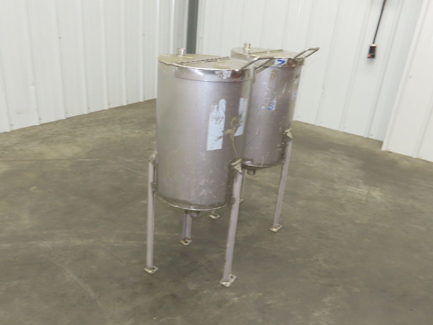 Stainless Steel Receiving Hopper 8 Gallon Tank 304 Grade Lot of 2