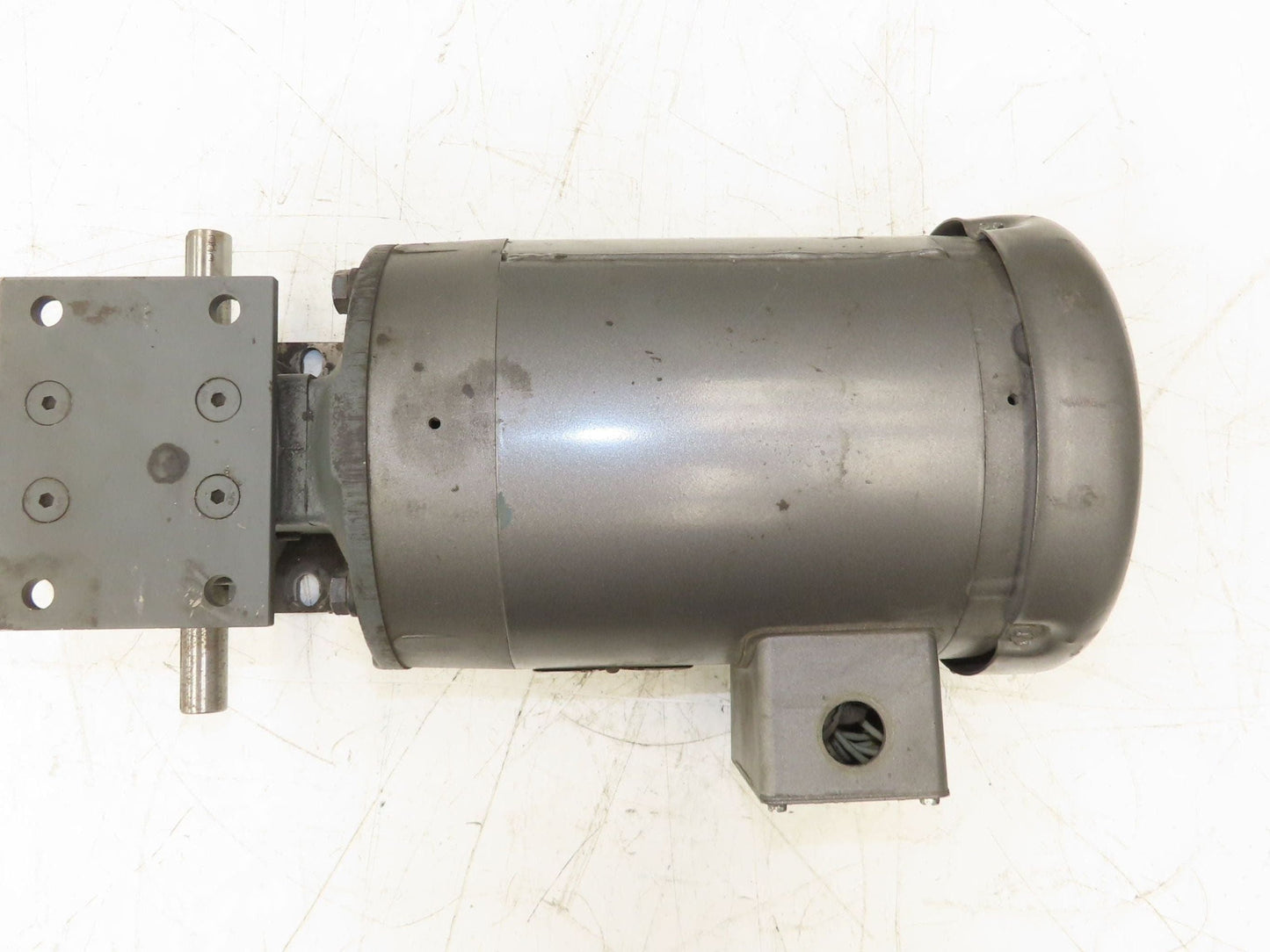 Baldor Winsmith Gearmotor 5:1 Reducer 345rpm 1Hp 460v 3ph Dual Output